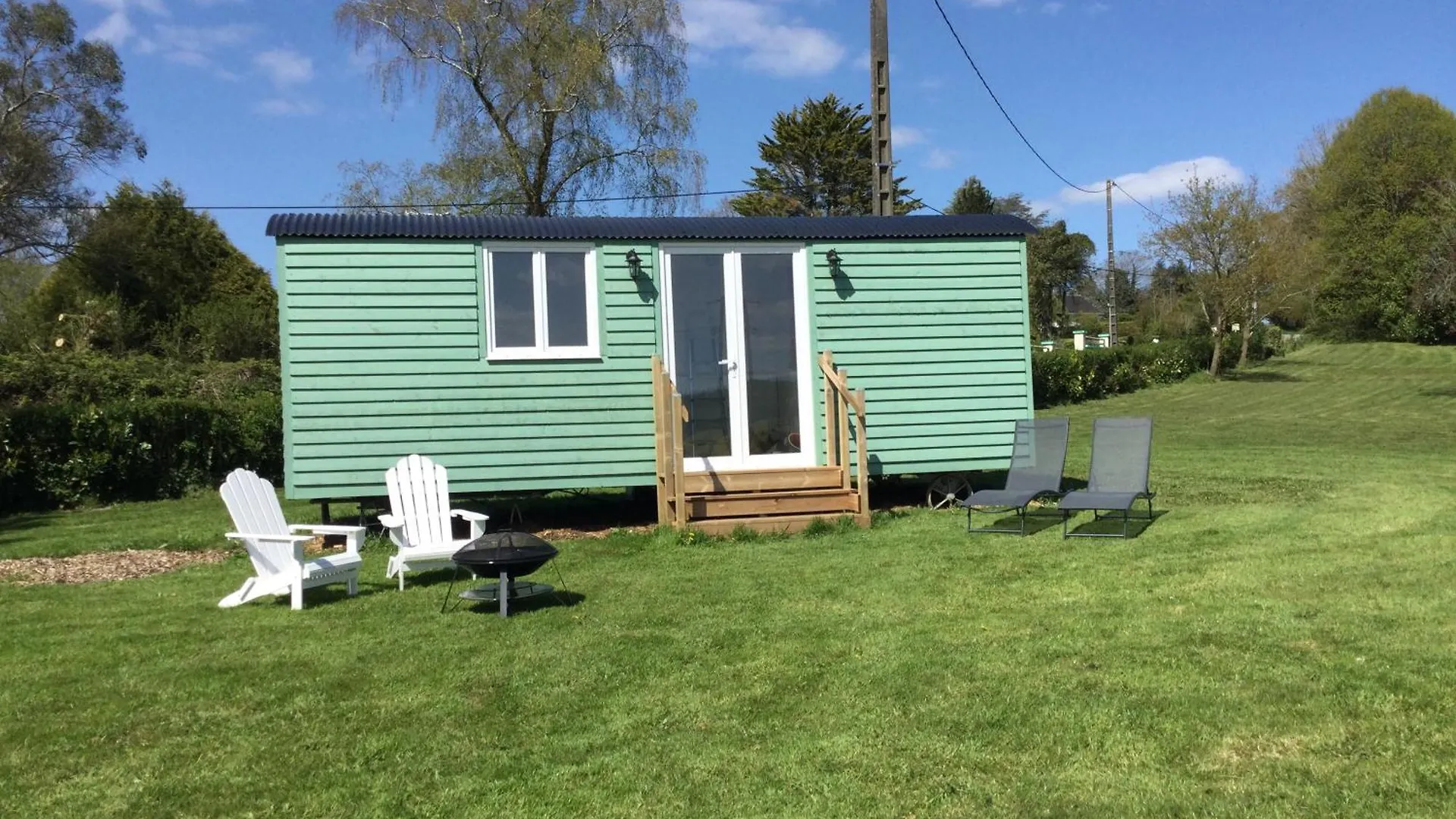 La Petite Maison Verte Plevin