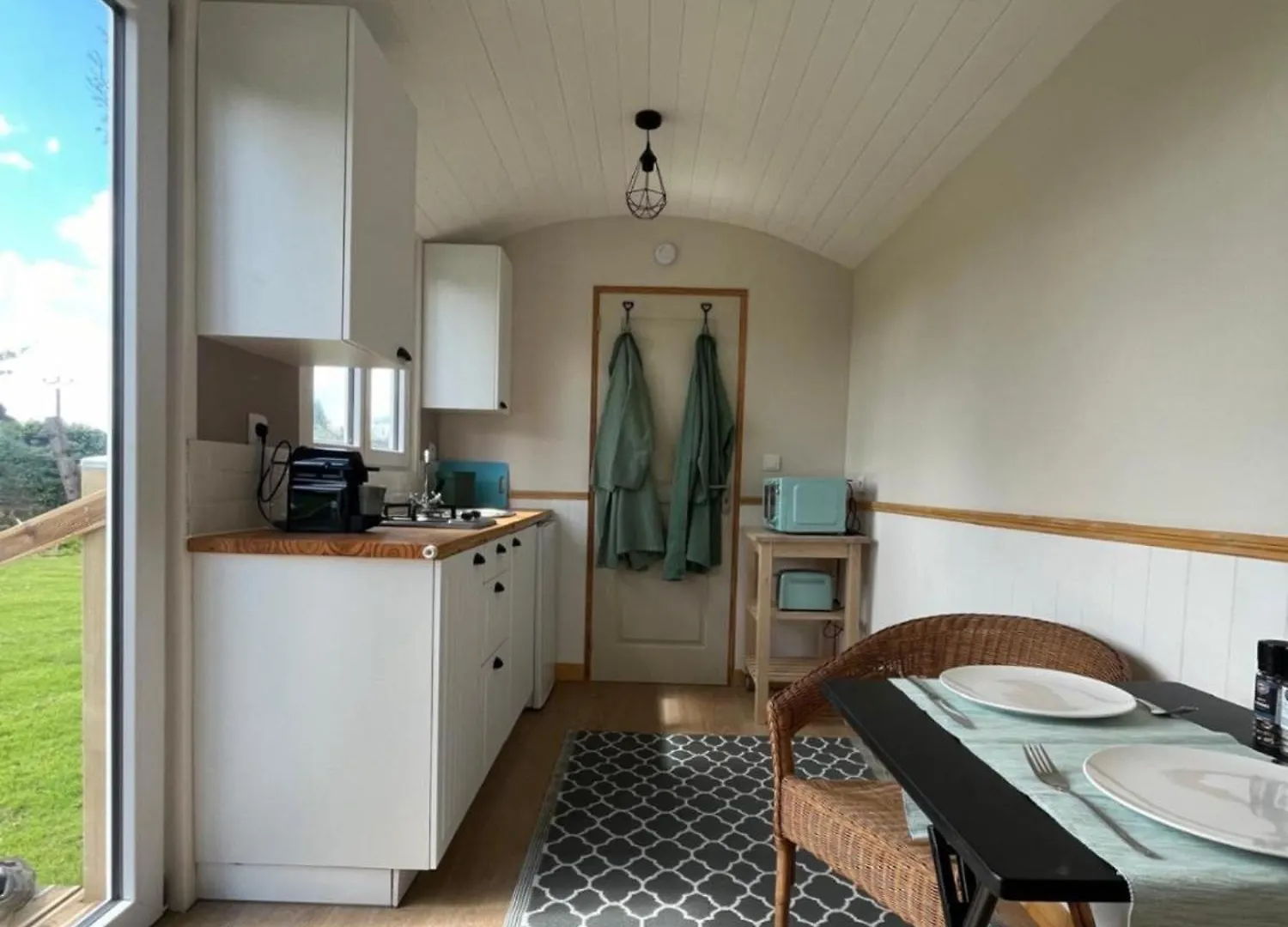 La Petite Maison Verte Plevin 0*,  France